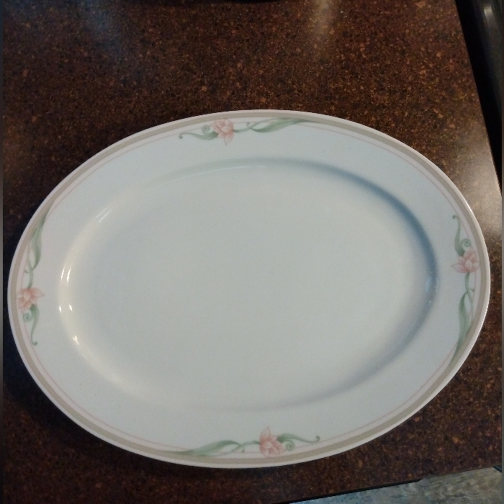 NICE VINTAGE PLATTER